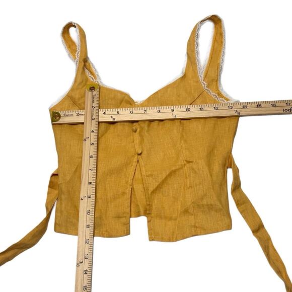 VRG Girl 100% Linen Laced Button Up Tank Woth Belt To Tie Back In Waist Size XS - Picture 3 of 6